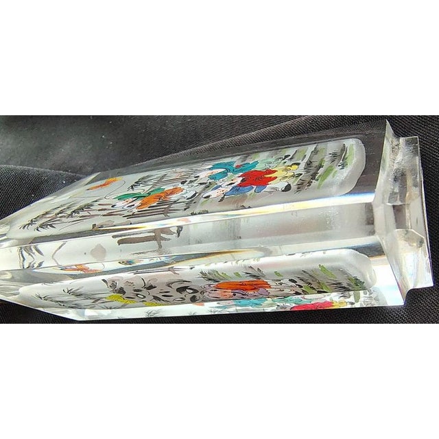 Transparent Vintage Signed Chinese Inside-Painted Glass Snuff Bottle – Rare Triangular Form For Sale - Image 8 of 11