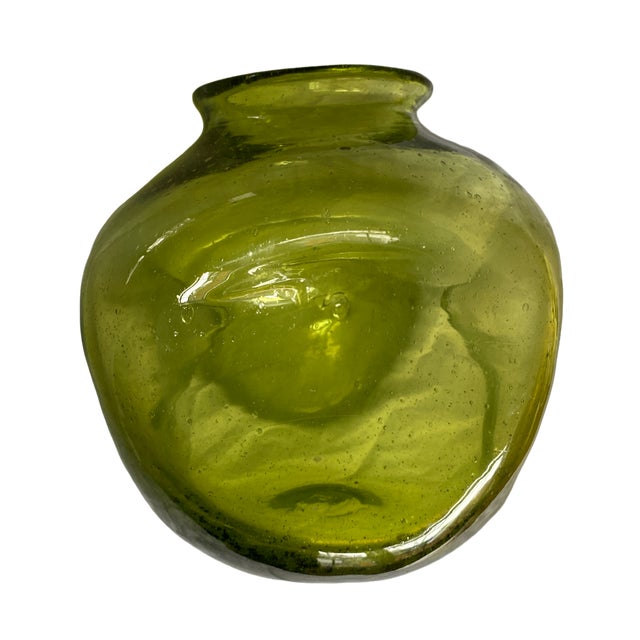Glass Large 1950s Winslow Anderson for Blenko Attributed Dimpled Lime Green Chartruse Art Glass Vessel For Sale - Image 7 of 8