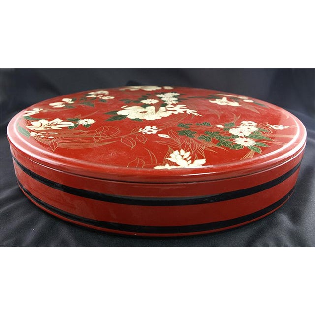 Asian Mid 20th Century Red Lacquer Box For Sale - Image 3 of 5