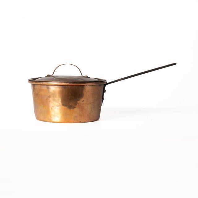 Modern Antique Copper Pot With Lid and Iron Handle For Sale - Image 3 of 7
