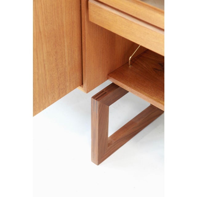 Two-Strip Freestanding Modular Royal System Shelving System in Teak by Poul Cadovius, 1960s, Set of 11 For Sale - Image 13 of 16