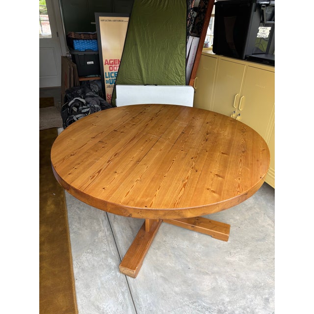 1970s Mid-Century Rainer Daumiller Inspired Solid Pine Round Pedestal Dining Table For Sale - Image 11 of 11