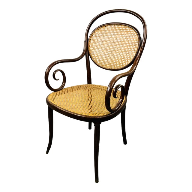 Antique Classical Armchair No. 11 in Bentwood Beech and Cane Seat from Thonet, Vienna, 1868,, 1870 For Sale
