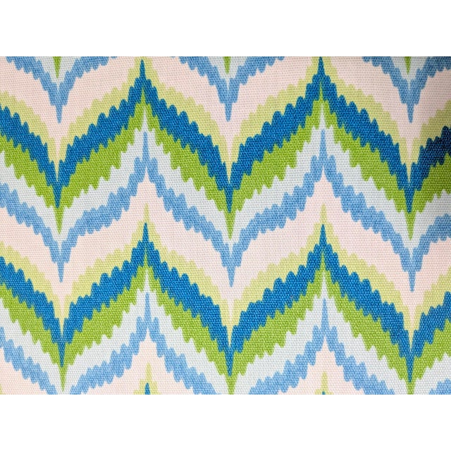 Elevate your next design project with this striking vintage Covington home decor fabric. Blending a classic mid-century...