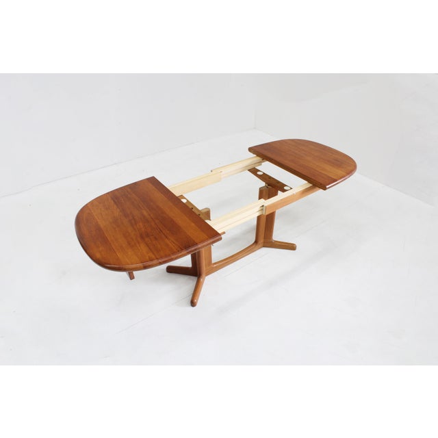 Mid-Century Modern Vintage Danish Oval Extendable Dining Table in Teak, 1960s For Sale - Image 3 of 9