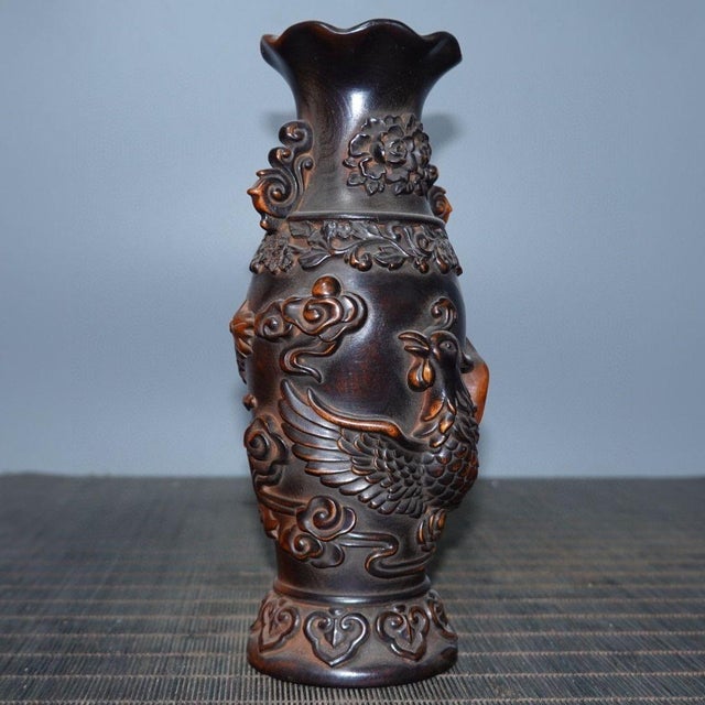 Brown Vintage Chinese Boxwood Carved Vase With Phoenix Motif For Sale - Image 8 of 9