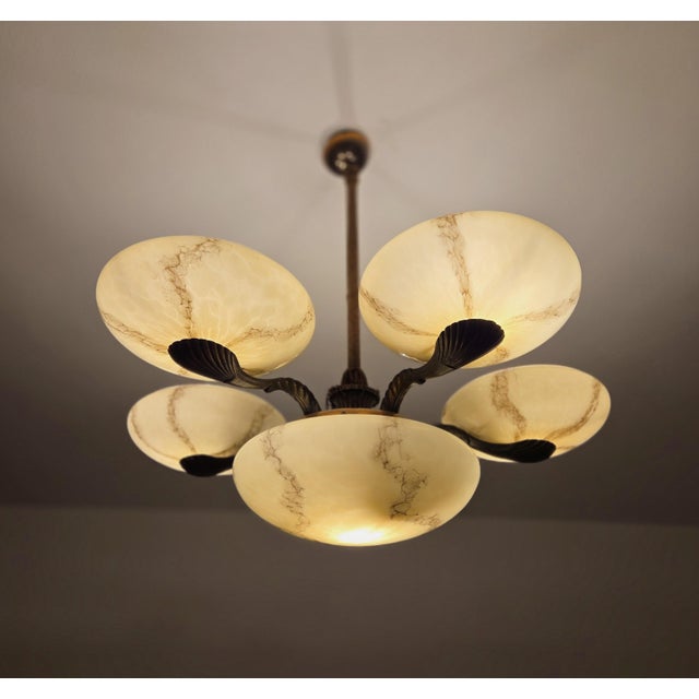 1930s 5-Arm Art Deco Chandelier Marbled Glass Shades Brass Accents, Antique European Lamp For Sale - Image 6 of 16