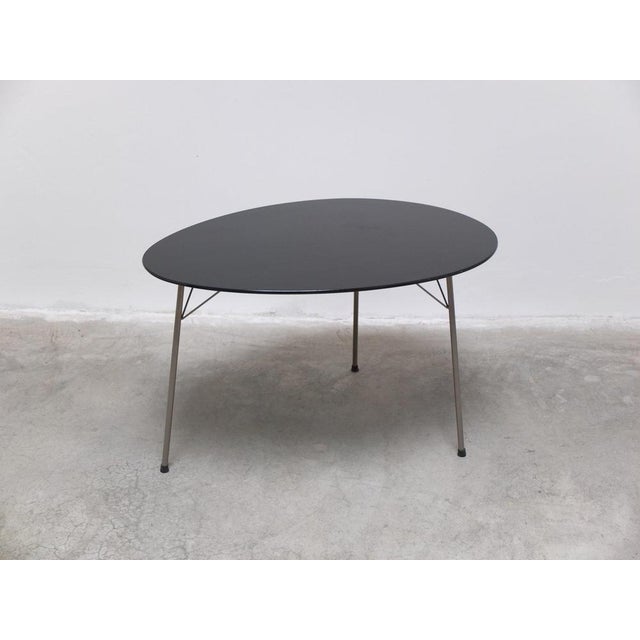 Arne Jacobsen Egg Table by Arne Jacobsen for Fritz Hansen, 1952 For Sale - Image 4 of 18
