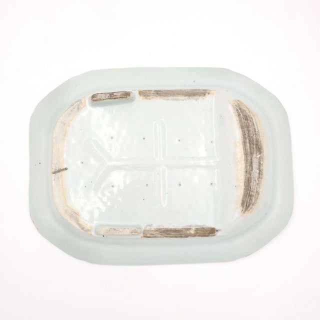 Canton Well and Tree Platter, China Circa 1860 For Sale In San Francisco - Image 6 of 9