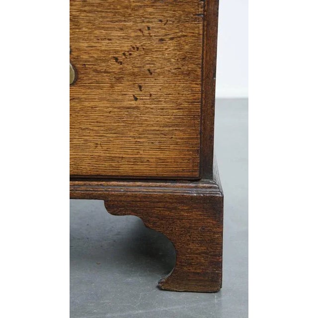 English Chest of Drawers in Oak with Original Details For Sale - Image 11 of 16