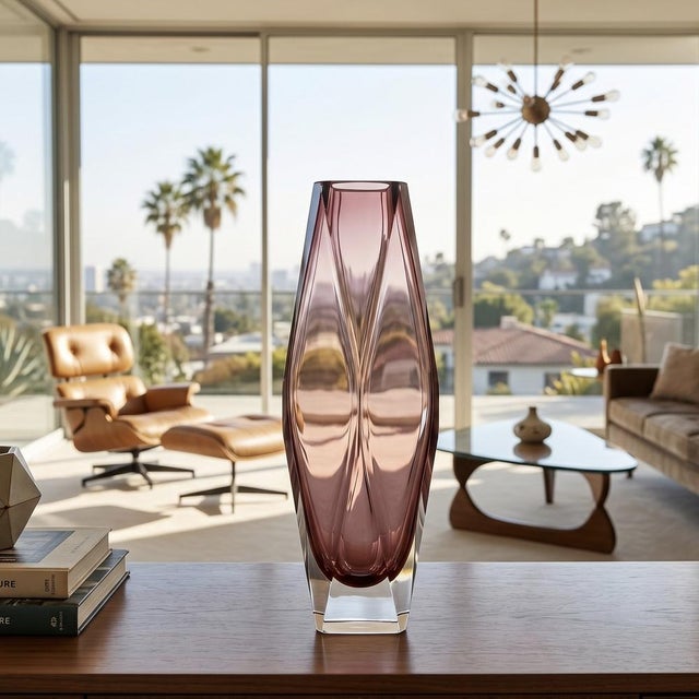 Elegant mid-century modern Sommerso glass vase designed by the master glassmaker Flavio Poli for Seguso Vetri d’Arte in...