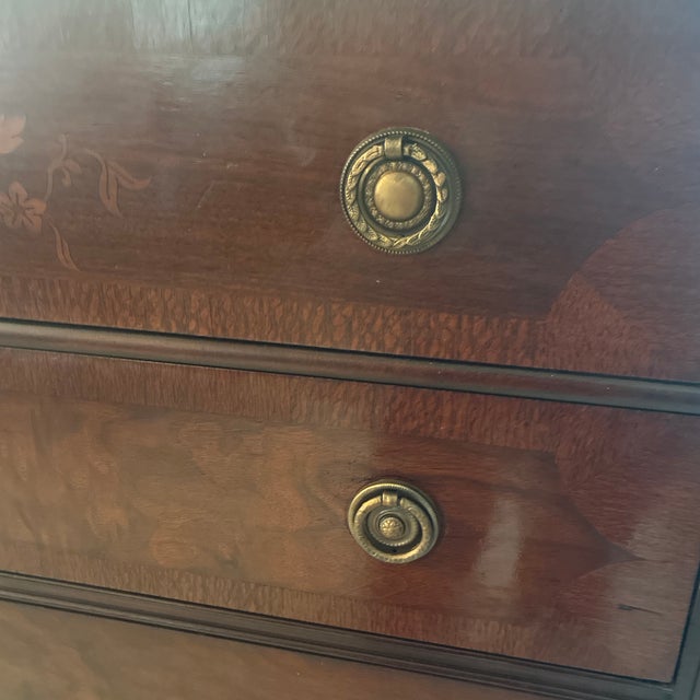 1900 - 1909 Antique Inlaid Mahogany Five-Drawer Chest, Circa 1900 — Federal Revival Companion Piece For Sale - Image 5 of 11