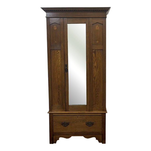 English Wardrobe in Oak For Sale