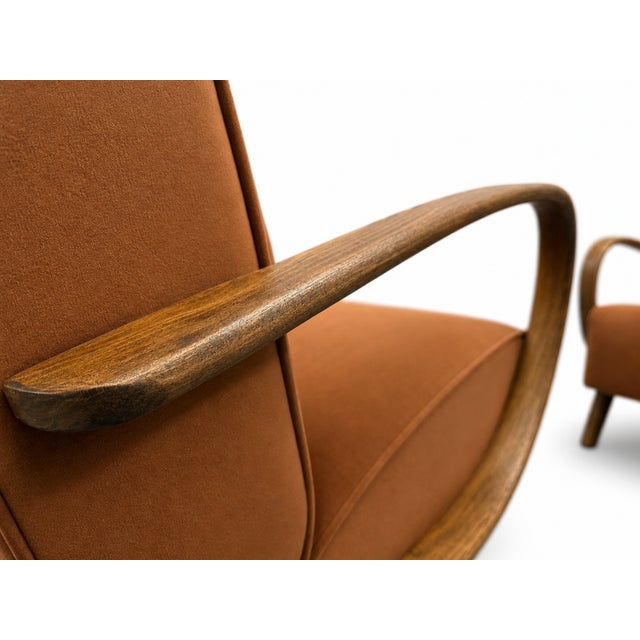 An iconic 1930s bentwood armchair by renowned Czech designer Jindřich Halabala, showcasing one of the most recognisable...