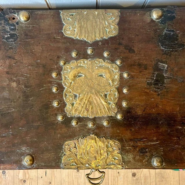 Antique Dutch Chest with Applied Brass Decoration and Key, 1700s For Sale - Image 10 of 11