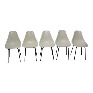 Herman Miller Midcentury White Bucket Chairs - Set of 5 For Sale