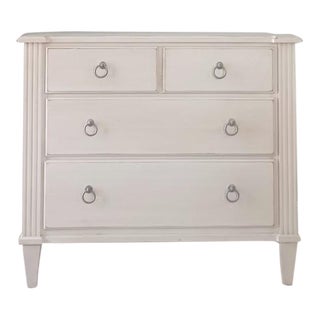 Gustavian / Swedish Cottage Coastal Country Farmhouse 3 Drawer Chest by Ethan Allen For Sale