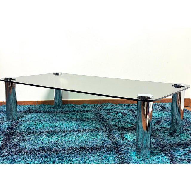 Space Age Coffee Table, Italy, 1970s, in Flawless conditions. Designed 1970 to 1979