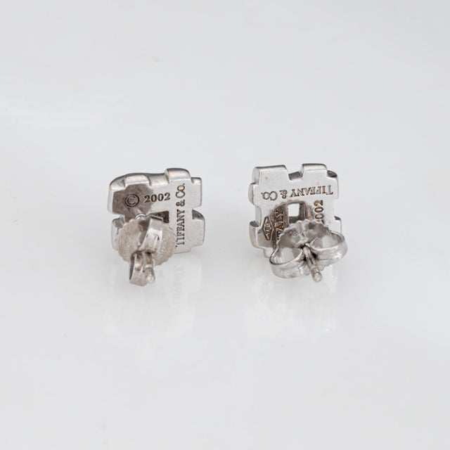 Contemporary C2002 Tiffany & Co Vannerie Diamond Stud Earrings 18k White Gold Signed Jewelry, A Pair For Sale - Image 3 of 4