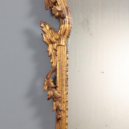 Baroque Carved and Gilded Mirror For Sale - Image 6 of 12