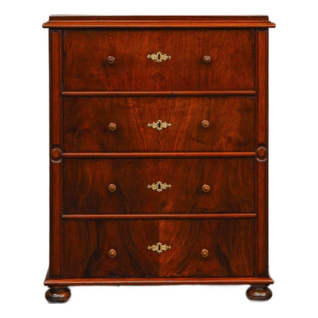Antique Chest of Drawers in Walnut, 1800s For Sale