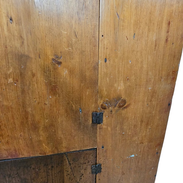 18th Century American Primitive Pine Cupboard With Original Surface For Sale - Image 9 of 17