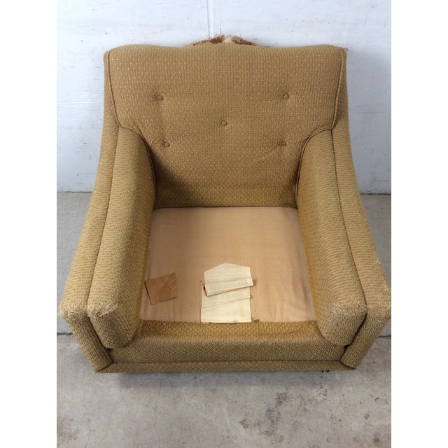 Mid Century Modern Lounge Chair With Vintage Yellow Upholstery For Sale - Image 14 of 18
