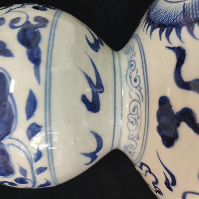 Chinese Ceramic Vase,Blue and White Porcelain Gourd Vase Hand Painted Flowers and Dragon Pattern For Sale - Image 10 of 12