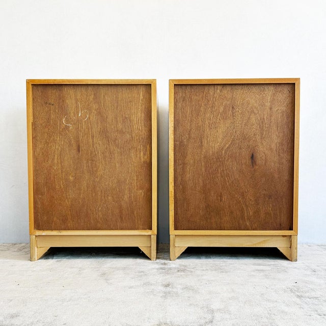 1960s Oak Bedside Cabinets from Meredew, 1960s, Set of 2 For Sale - Image 5 of 14