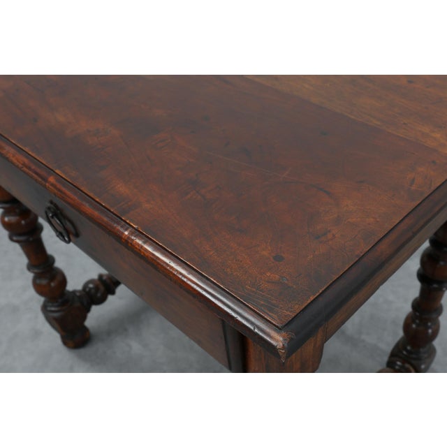 French Louis XIII Walnut Side Table with Drawer and Turned Legs, 1850 For Sale - Image 10 of 18