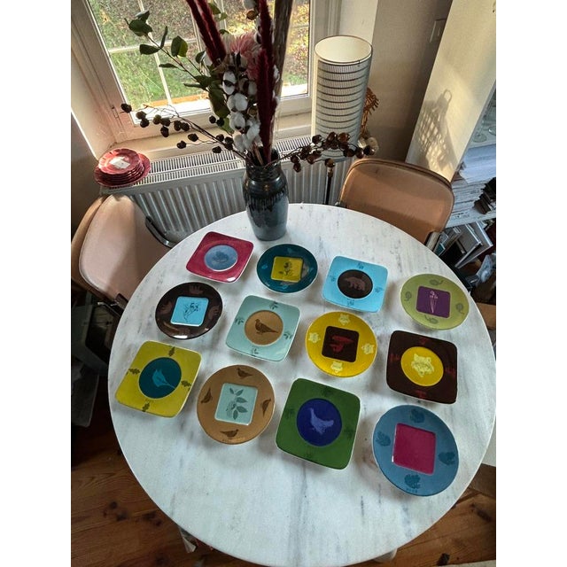 Arabia Finland Plates, 2001, Set of 12 For Sale - Image 8 of 18