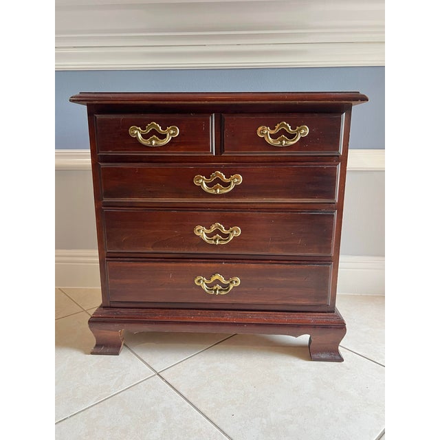 Thomasville Vintage Thomasville 4 Drawers Nightstand /End Table For Sale - Image 4 of 9