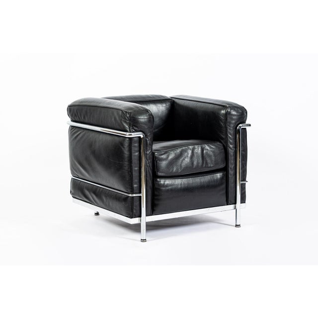 Authentic Cassina Lc2 Black Leather Petit Lounge Chair by Le Corbusier, 4x Avail For Sale - Image 9 of 15