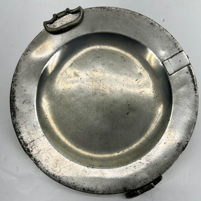 Early 19th Century English Pewter Heating Dish or Hall Keys Plate For Sale In Philadelphia - Image 6 of 10