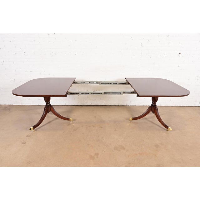 Councill Furniture Georgian Banded Mahogany Double Pedestal Extension Dining Table, Newly Refinished For Sale In South Bend - Image 6 of 14