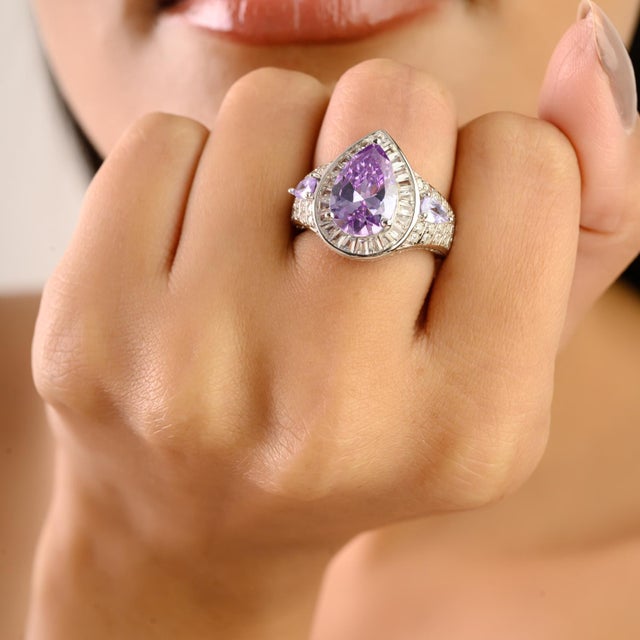Blue Pear Cut Zirconia Cluster Bold Ring Crafted in Sterling Silver - Size 8 For Sale - Image 8 of 11