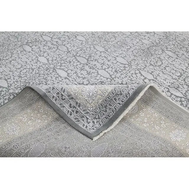 Traditional Handwoven Gray/Cream Transitional Persian Tabriz Style Area Rug 10'2" X 14'3" For Sale - Image 3 of 11
