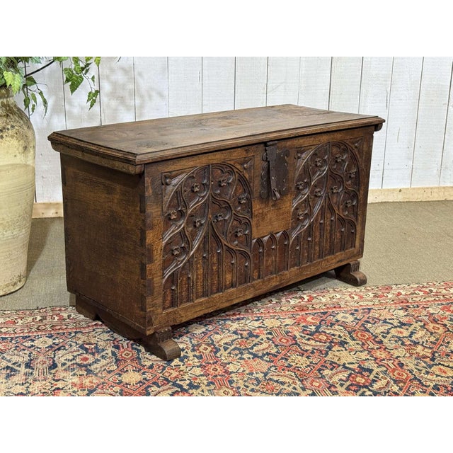 18th Century Oak Chest with Gothic Decoration For Sale - Image 3 of 18