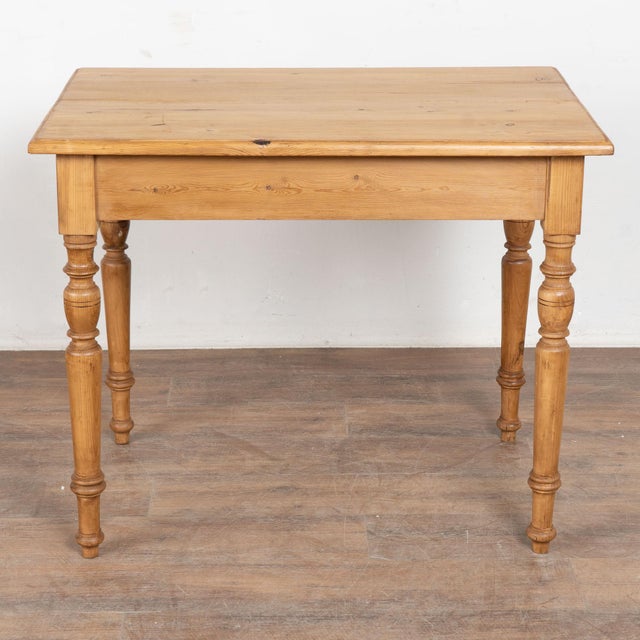 Small Danish country pine side table or nightstand standing on slender turned legs. Restored, strong/stable and ready for...