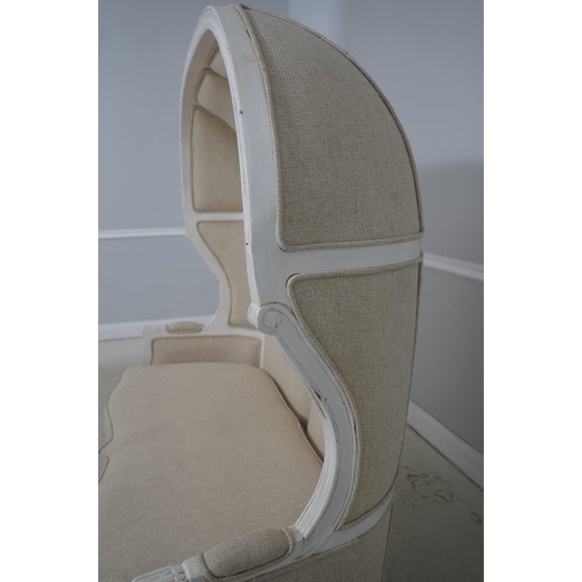 Louis XV Style Hooded Throne 2 Seat Porter Settee For Sale In Philadelphia - Image 6 of 18