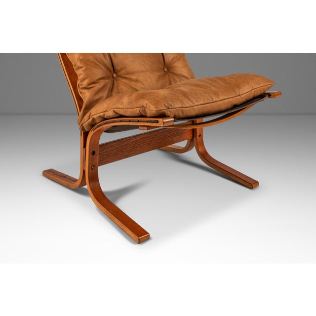 Set of Two (2) Scandinavian Mid-Century Modern "Siesta" Chairs in Leather by Igmar Relling for Westnofa, Norway, C. 1970's For Sale - Image 15 of 18