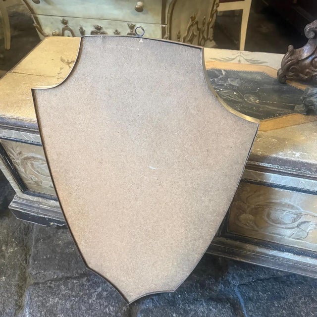 1960s Gio Ponti Style Mid-Century Modern Brass Italian Shield Wall Mirror For Sale - Image 15 of 17