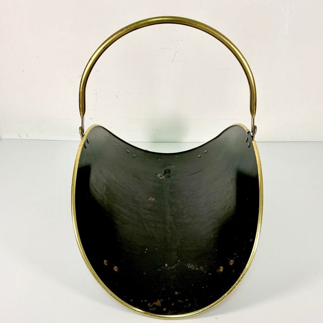 Black Mid-Century Arts & Crafts Federal Americana Black & Brass Firewood Holder With Paw Feet For Sale - Image 8 of 11