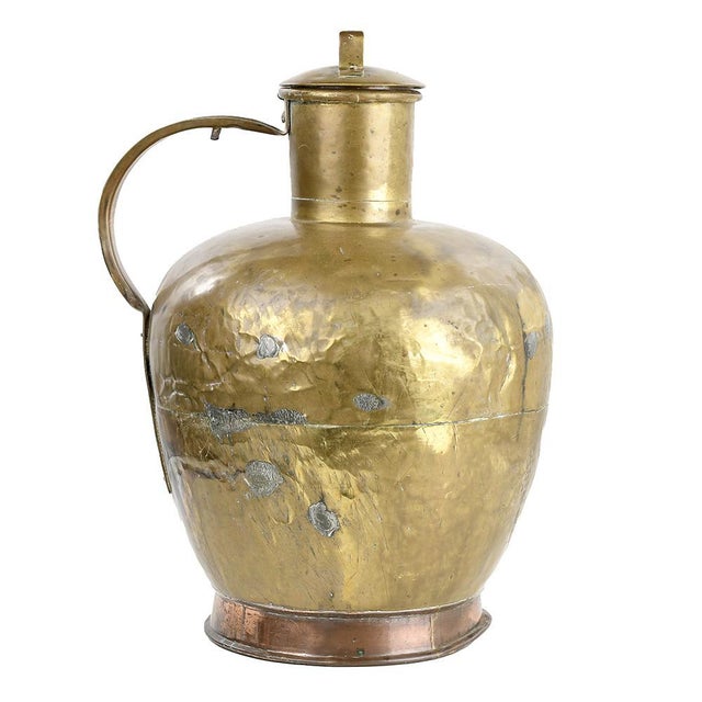 Vintage Golden Vase in Brass For Sale - Image 6 of 6