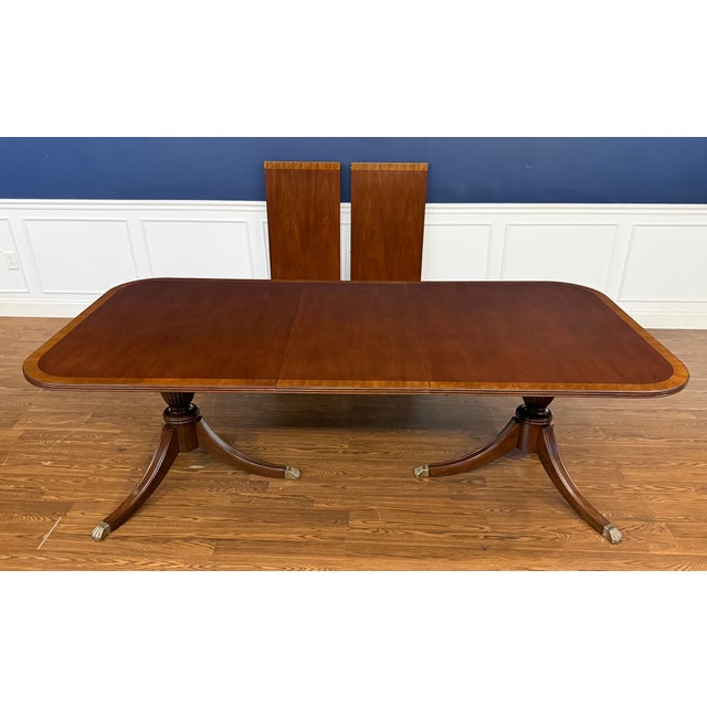 Traditional Georgian Style Satinwood Banded Mahogany Dining Table by Leighton Hall - Showroom Sample For Sale - Image 12 of 18