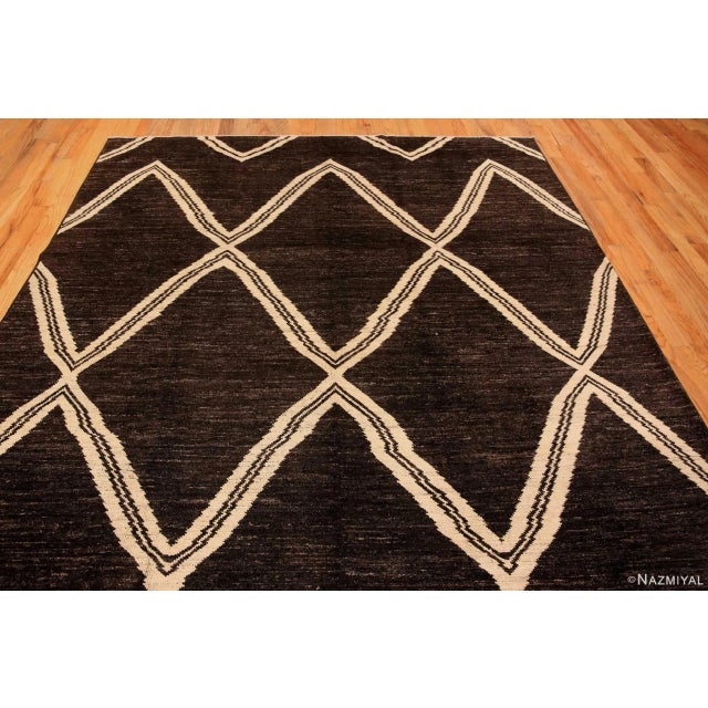 Modern Nazmiyal Collection Diamond Design Black and White Modern Rug For Sale - Image 3 of 5