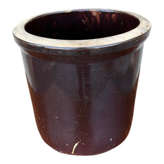 A Antique Albany Glazed Crock, Circa 1900 For Sale