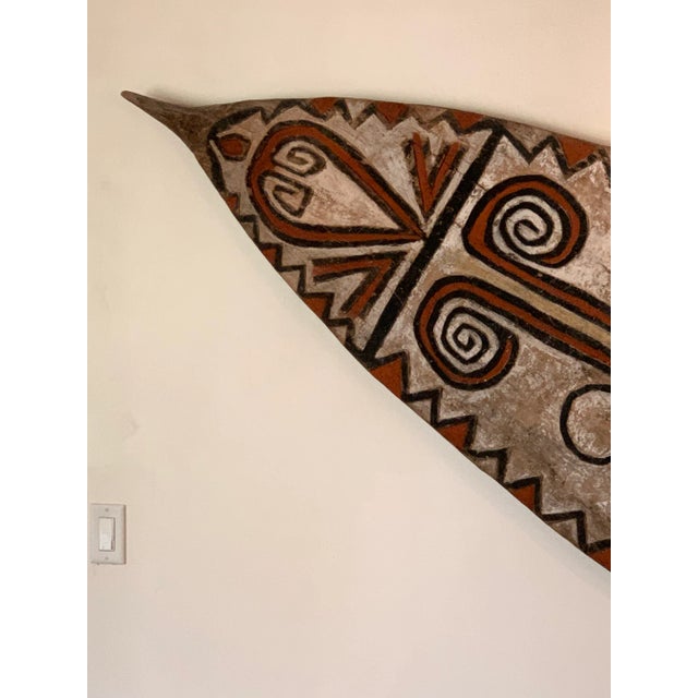 Papery New Guinea Telefomin door. Tribally used shown sign of Wear And use