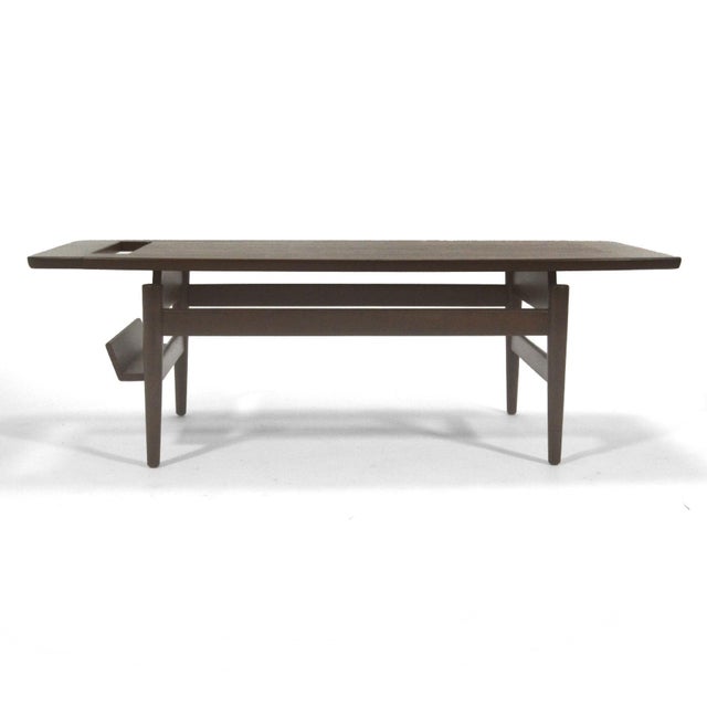 Jens Risom Jens Risom T 390 Coffee Table with Magazine Holder For Sale - Image 4 of 11