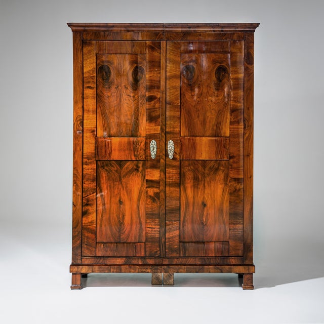 Biedermeier Armoire in Walnut, 1830 For Sale - Image 12 of 12